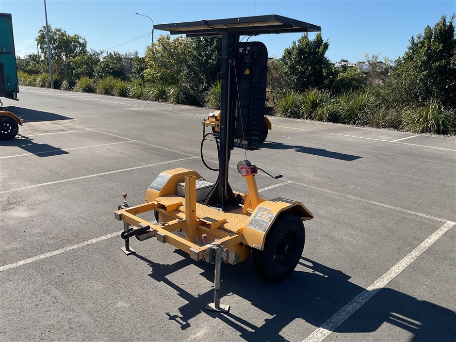 2013 Giga Signs PTL2 Single Traffic Control Unit Trailer