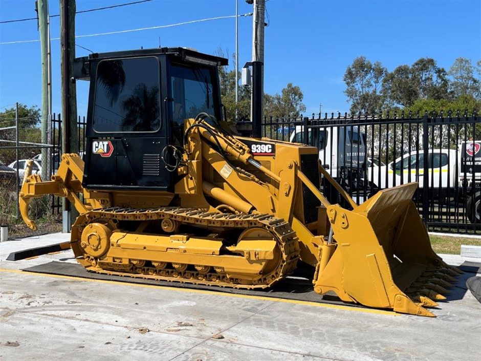 2006 CAT 939C Track Loader