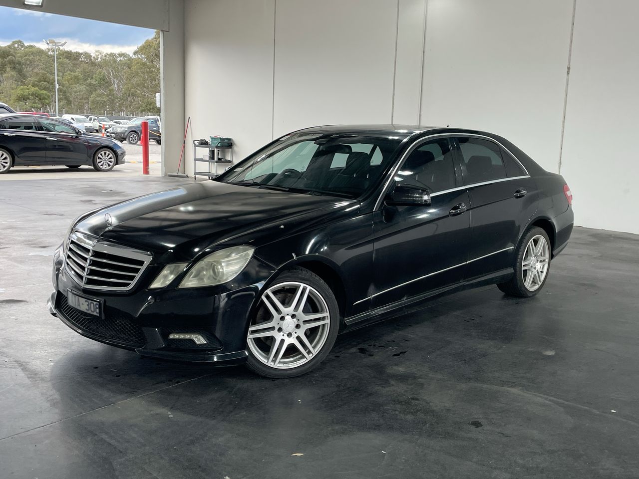 2009 Mercedes Benz E-Class E250 Avantgarde W212 Automatic Sedan