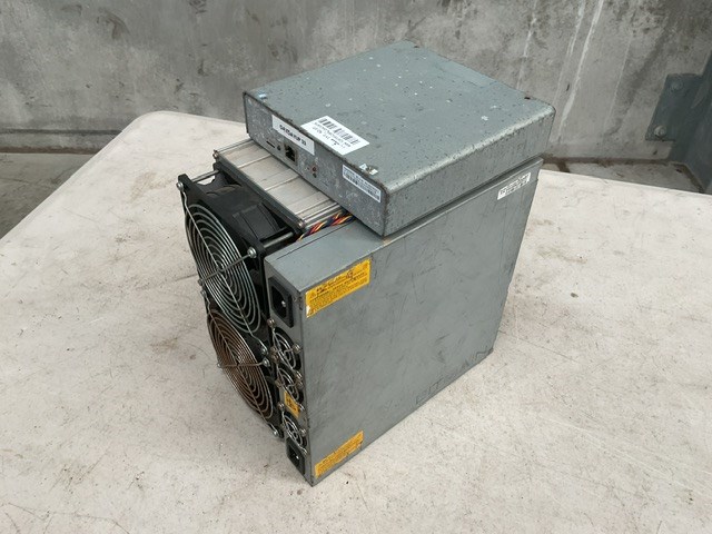 <p>Bitmain Antminer T17_42.0T Bitcoin Miner</p>