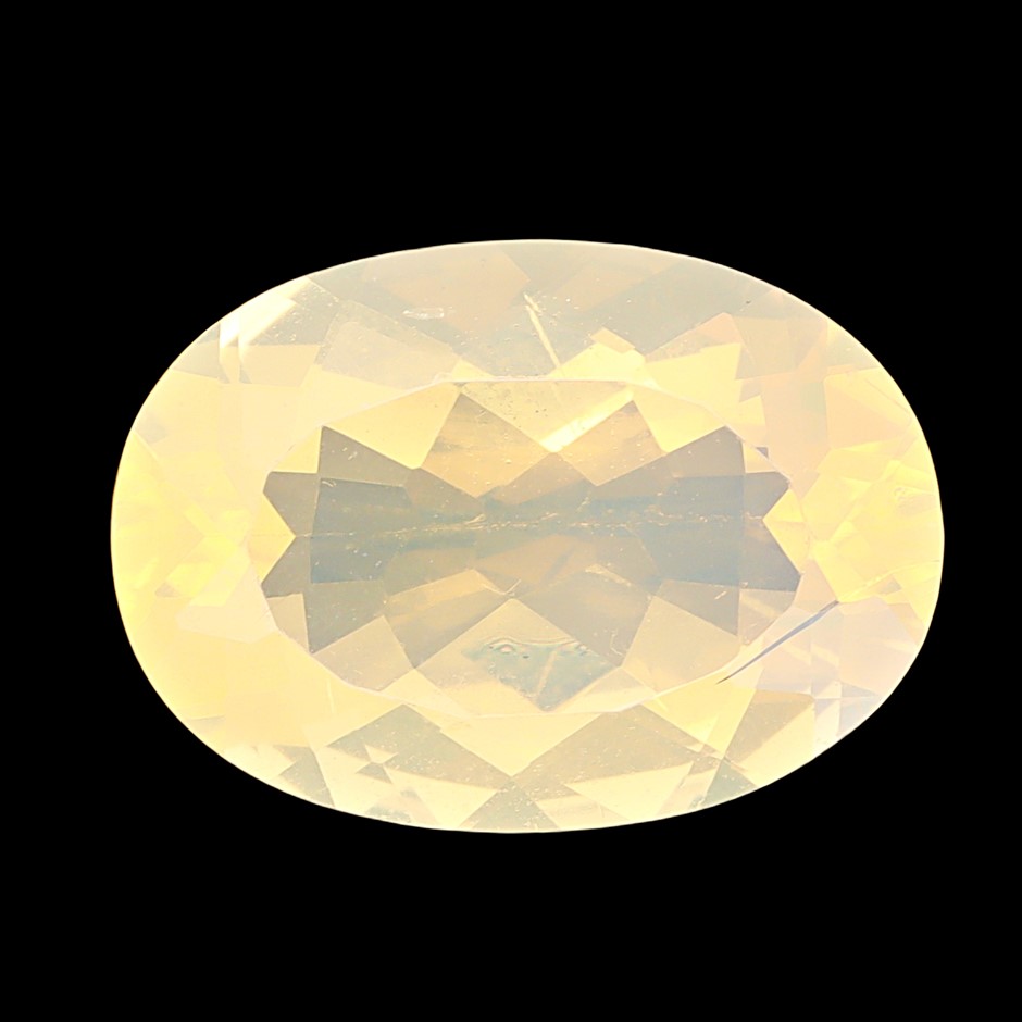 3.92 Carats Light Yellow Fire Opal