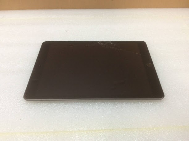 Assorted Computer Accessories & IT Equipment - NSW