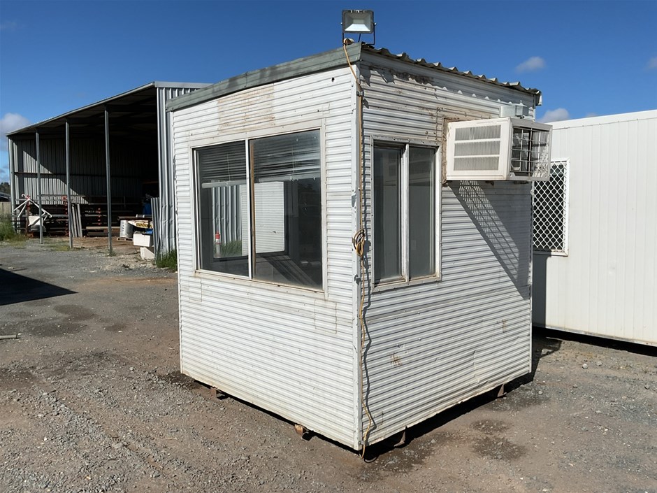 <p>Steel Clad Dimensions 2420 x 2420 x 2800mm(H) Transportable Office</p>