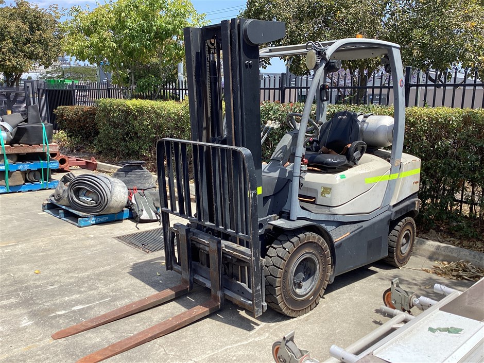 No Reserve 2013 Crown C-5 Counterbalance Forklift