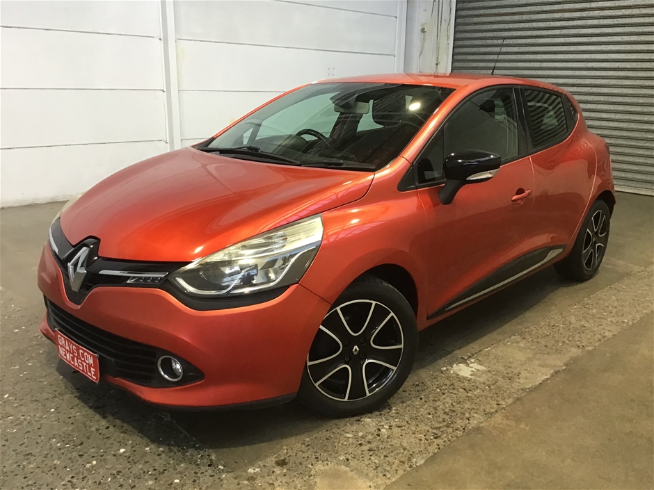 2015 Renault Clio Expression Automatic Hatchback