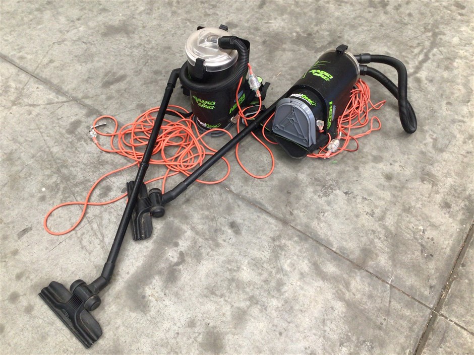 <p>RAPIDVAC MK2 Backpack Vacuum Cleaner</p>