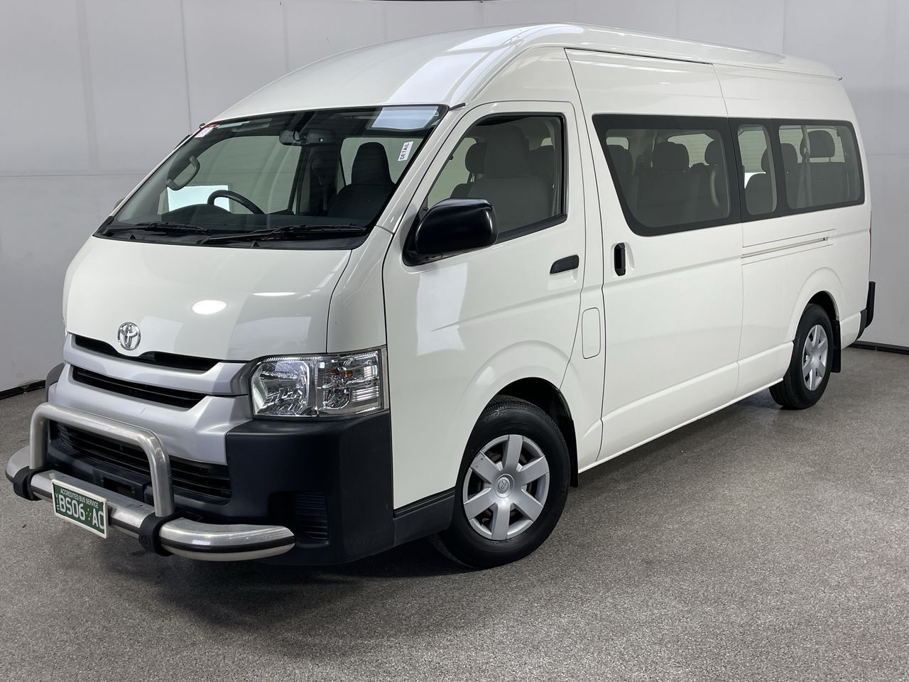 2016 Toyota Hiace KDH223R T/D AT 12 Seats Bus