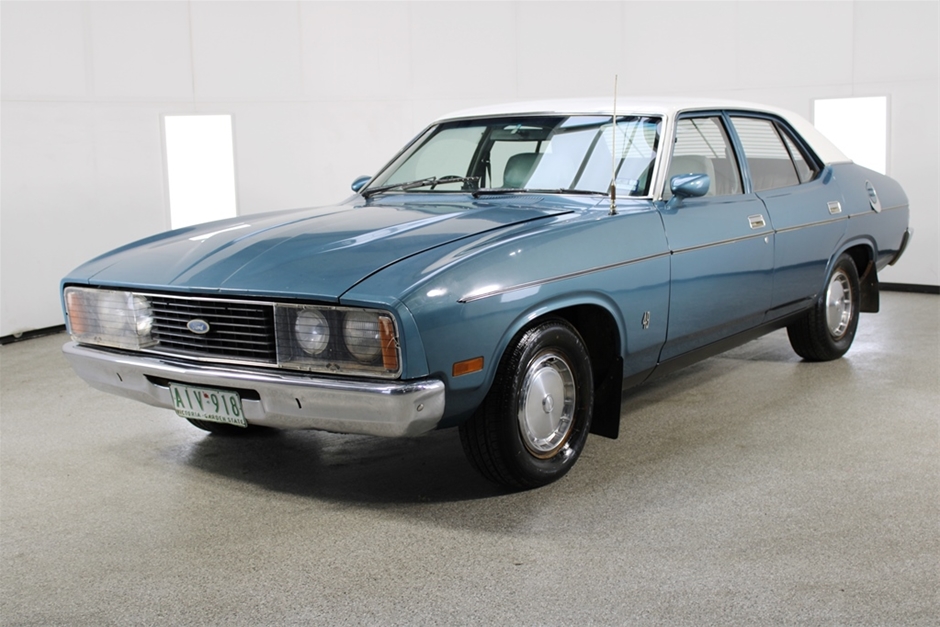 Ford Falcon 500 XC Manual Sedan