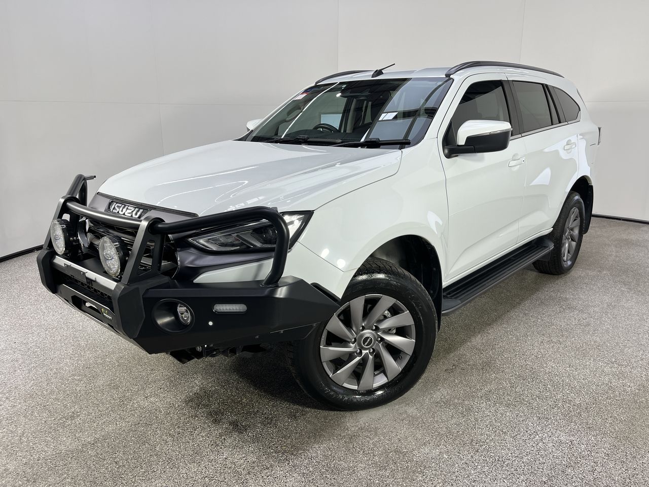 Isuzu MU-X 4x4 LS-U Turbo Diesel Automatic 7 Seats Wagon