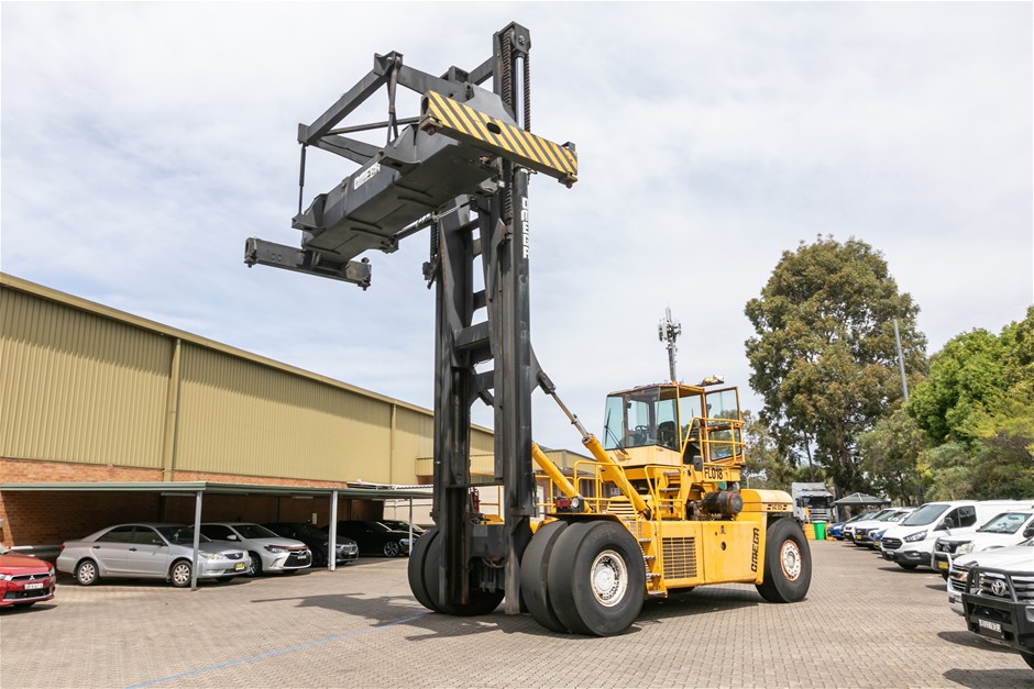 Omega 54D Container Forklift