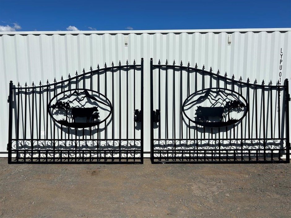 Set of 2 10ft Cow Design Wrought Iron Style Gates (Unused)