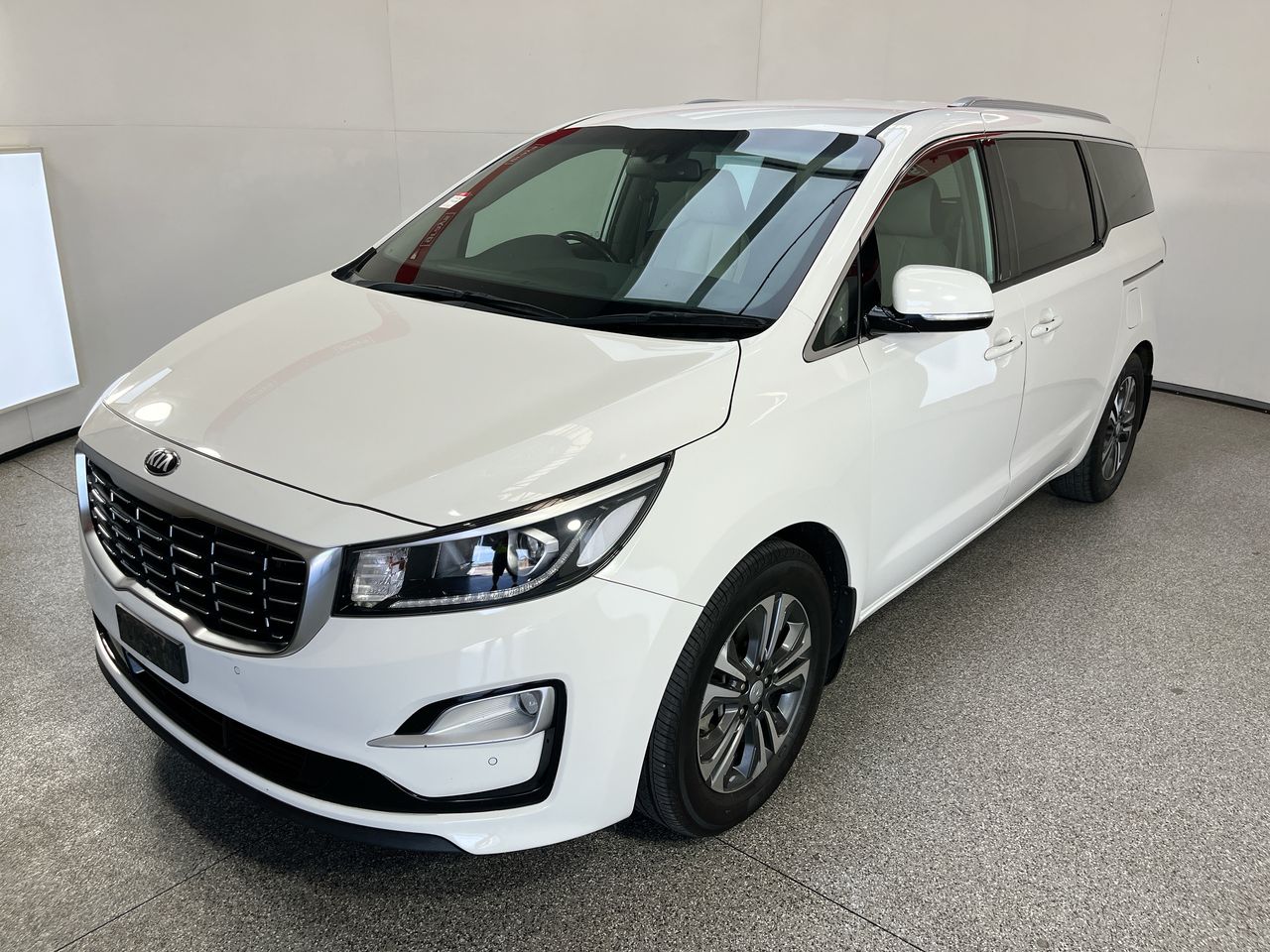 2020 Kia Carnival SLi YP TD AT-8 Speed 8 Seats People Mover