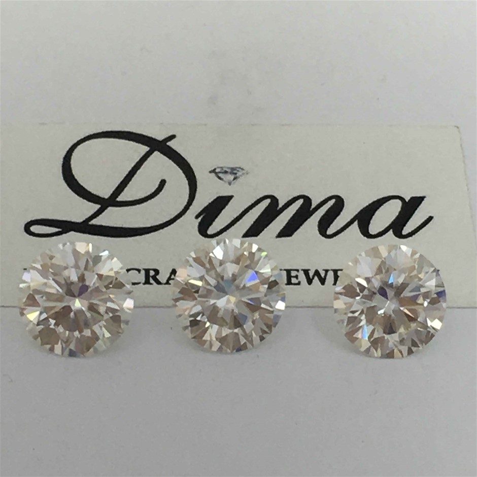 Three Stones Moissanite Round 1.30ct