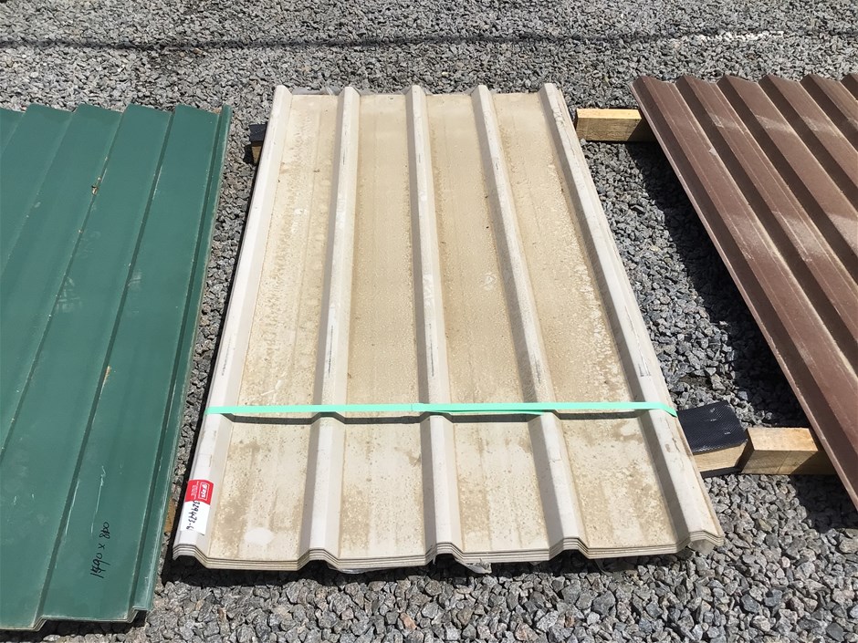 Unused Colorbond Sheets (Off White), x30