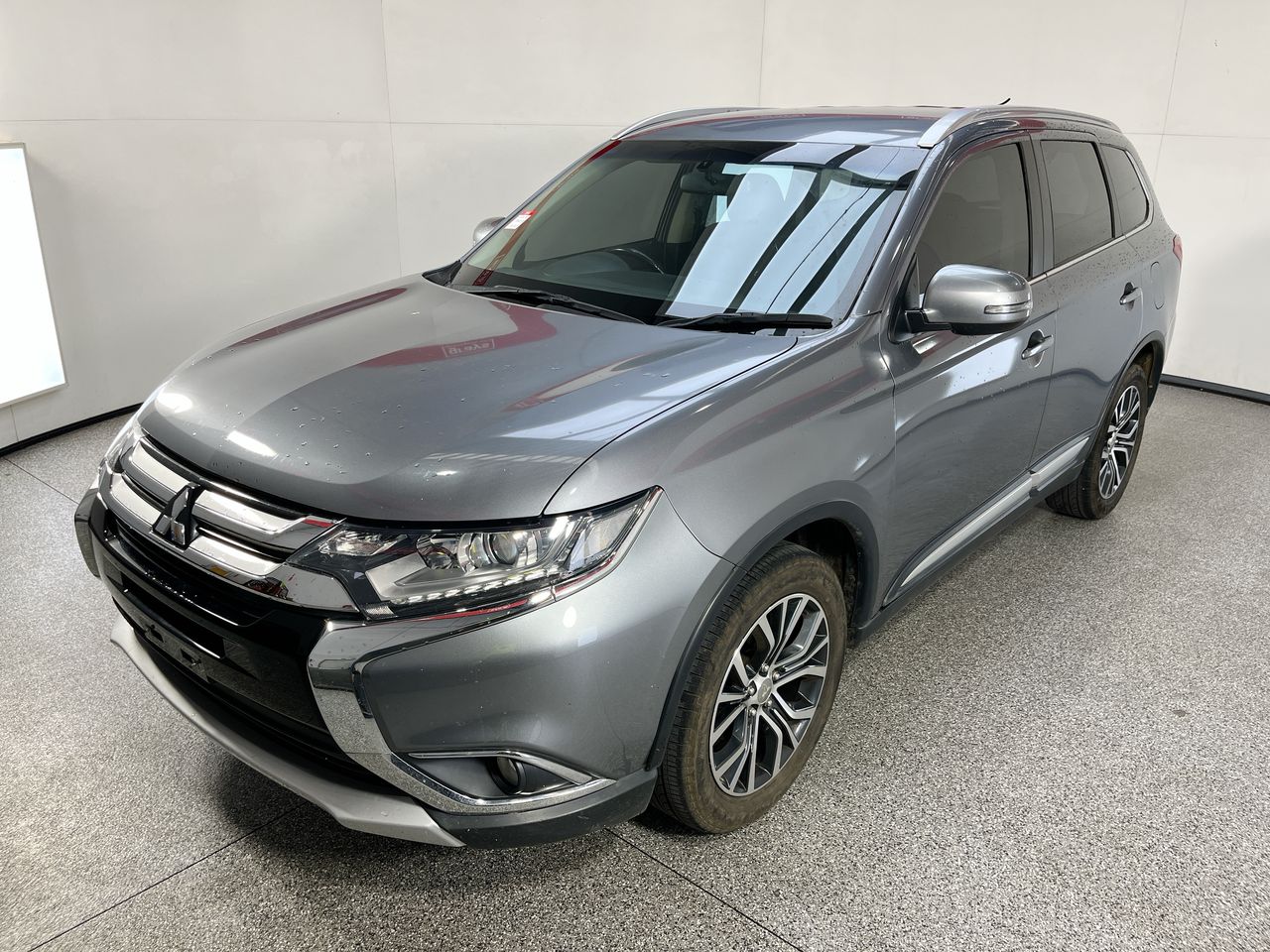 2016 Mitsubishi Outlander LS 2WD ZK CVT Wagon Auction (0001-50713639 ...