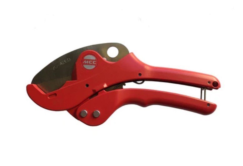 MCC Ratcheting PVC CPVC Pipe Cutter 1 1/4" (up to 1 5/8'').
