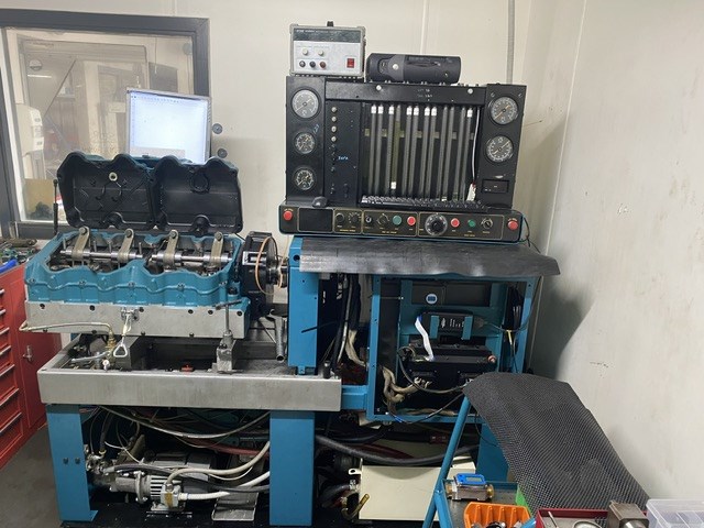 <p>Leslie Hartridge HA2500-01 Diesel Fuel Injection Fuel Pump Tester</p>