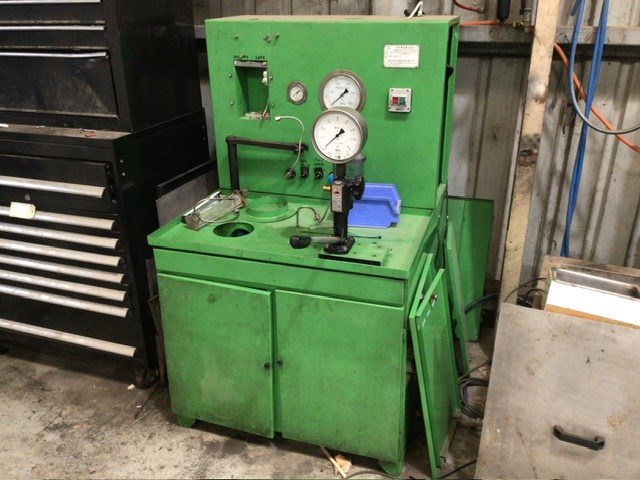 <p>Common Rail Injector Test Bench</p>