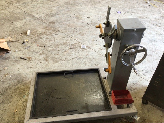 <p>Sedy 500kg Detachable Flip Frame</p>