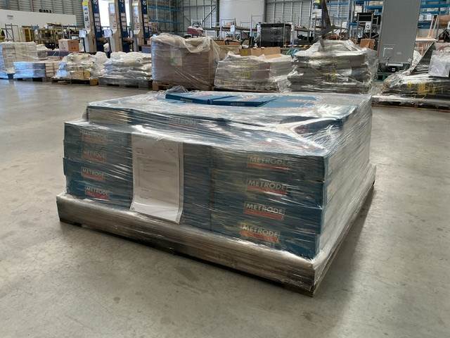 <p>Metrode Ultramet 4.0mm E316LCF Welding Rods Pallet of</p>