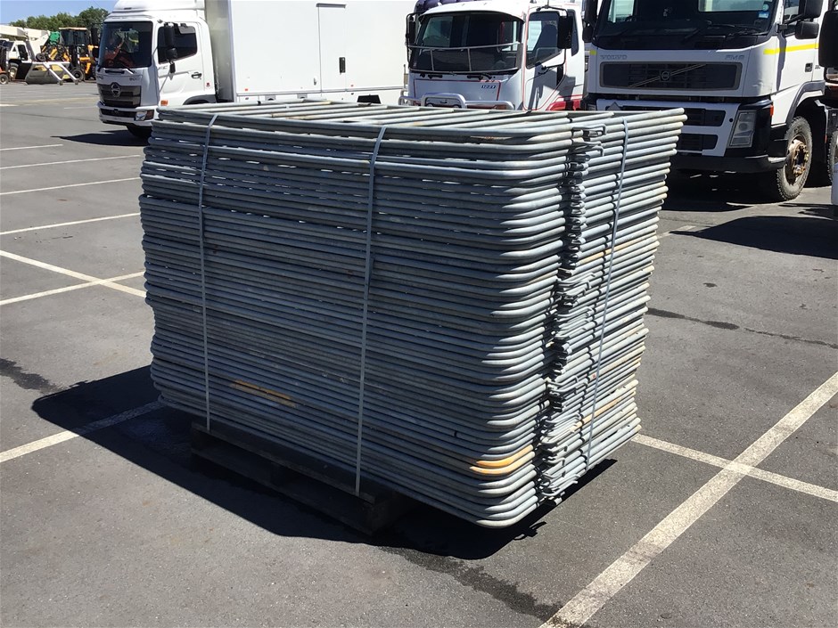 <p>Qty Of Fencing</p>