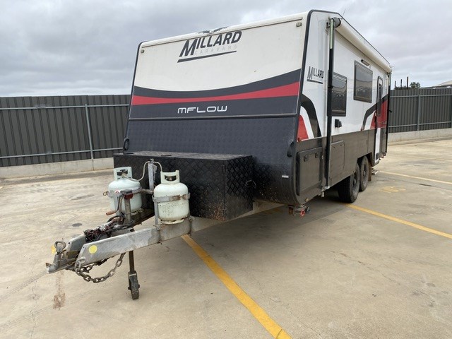 2021 Millard MFlow 19’6 RD Caravan