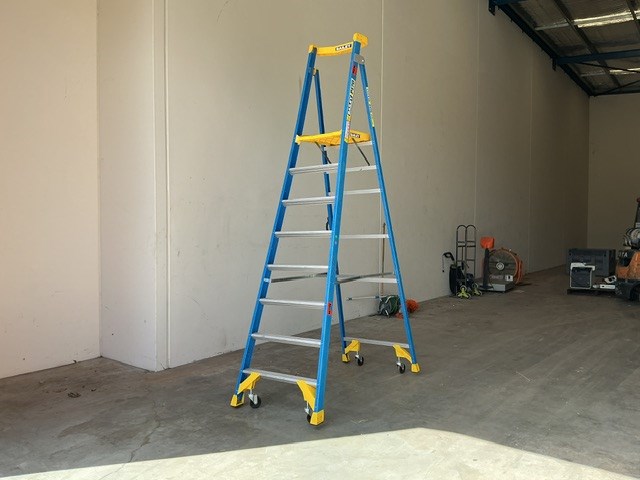 Unreserved Manufactering & Office Auction