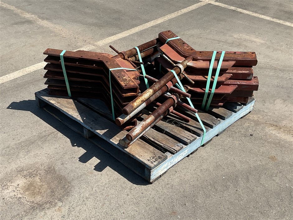 <p>Scaffolding Frames</p>