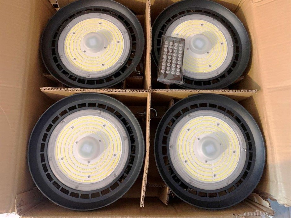 New in Box ERS Tech High Way Light, 4 x 100W with Remote - Quantity 1