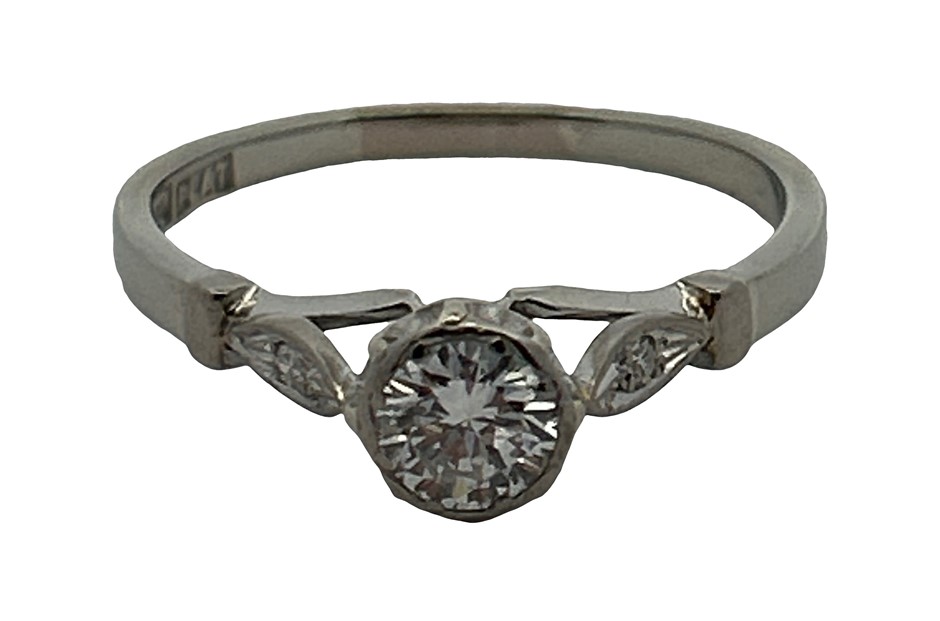 Vintage 18ct White Gold & Platinum 0.54ct Diamond Ring