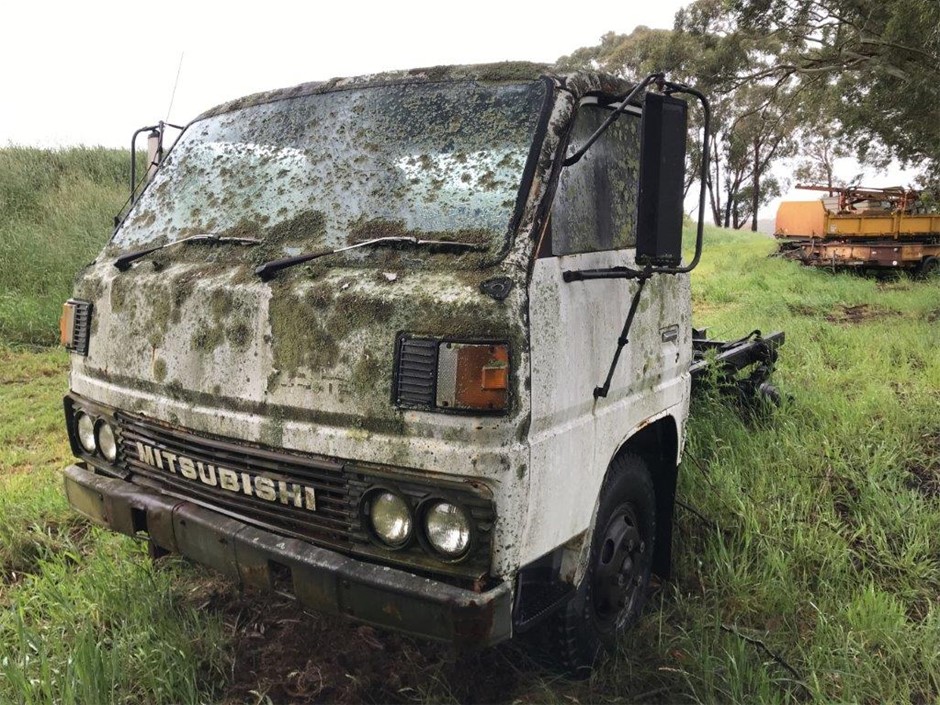 2011 Mitsubishi 700 Series 4 x 2 Cab Chassis Truck