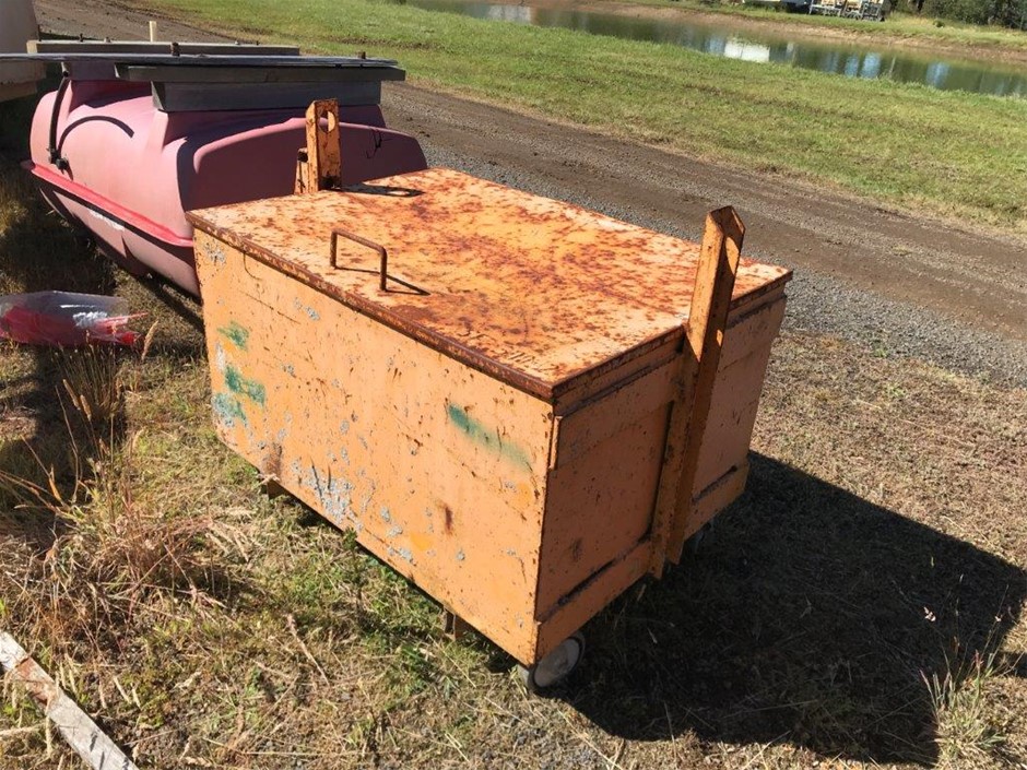 Steel Tool Box on Castors
