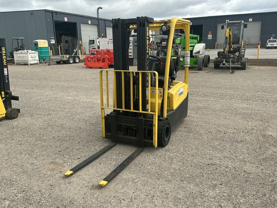 <p>Hyster  J1.8XNT 3 Wheel Counterbalance Forklift</p>