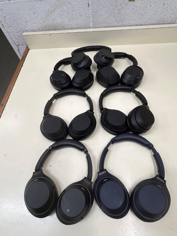 7 x SONY Wireless Headphones