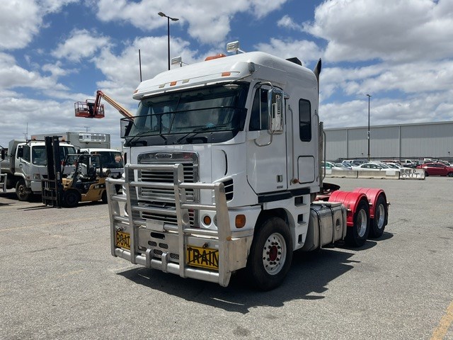 2008 Freightliner  Argosy FLH 6 x 4 Prime Mover Truck