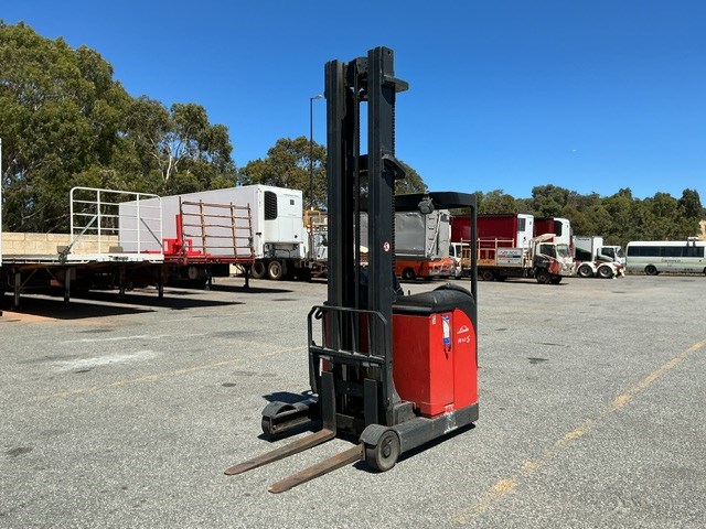 Linde R14 Reach Forklift