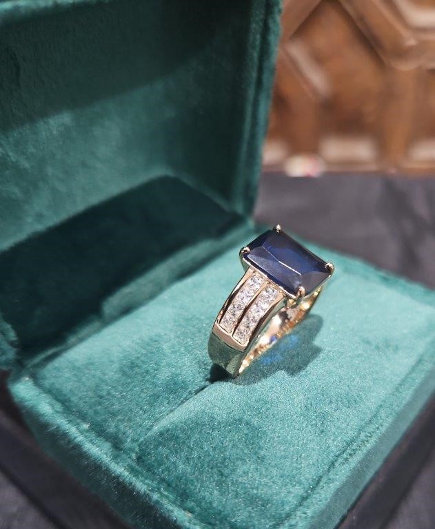 18KGold-filled/Italy White Gold Filled Ring -(stamped)-Warranty Quality-9US