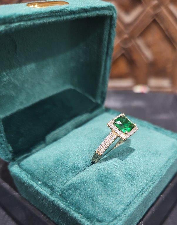 18KGold-filled/Italy Solid Yellow Gold Filled Ring -(stamped)-Warranty