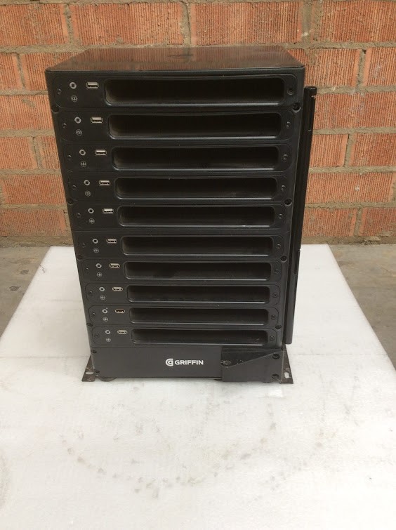 Griffin iPad MultiDock 100-2875 Charging Station