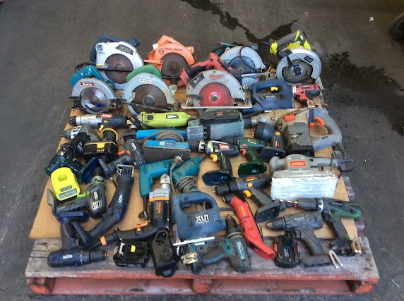 Bosch/Ryobi/Ozito Mixed Brand and Model Electric Drill/Power Tools