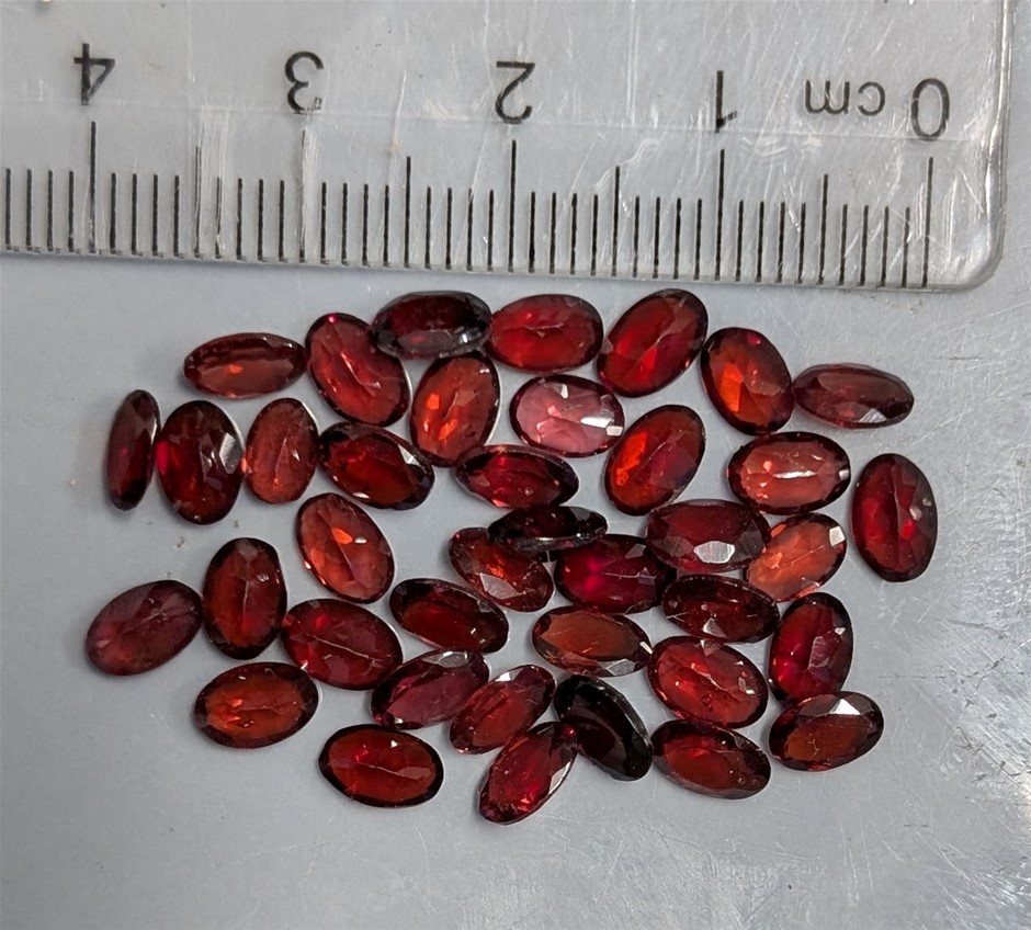 20 carats GARNET Gemstones