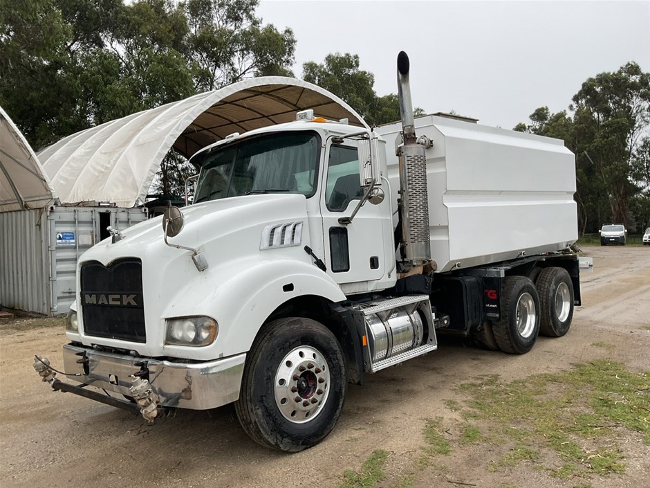 2008 Mack CSMR 6X4 Rigid 6 x 4 Water Truck
