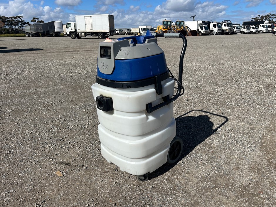 <p>Central Cleaning Wet & Dry Vacuum Cleaner</p>