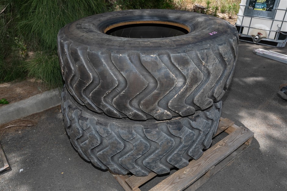 Plant Tyres & Rim
