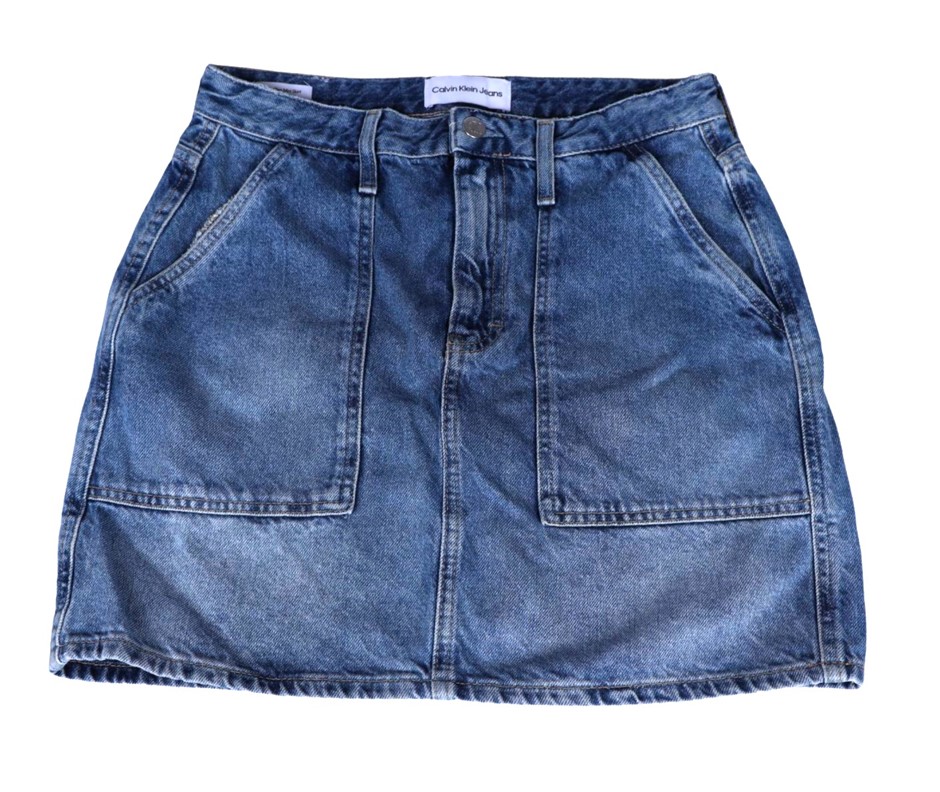 CALVIN KLEIN High Rise Mini Skirt. Size: W28. Midwash Blue Denim.