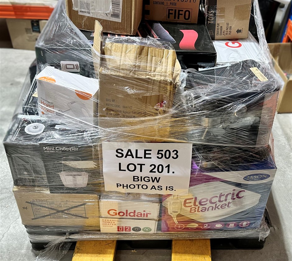 Approx. 30 Appliances/Electronics: Contempo Microwave, Air Fryer, Blender,