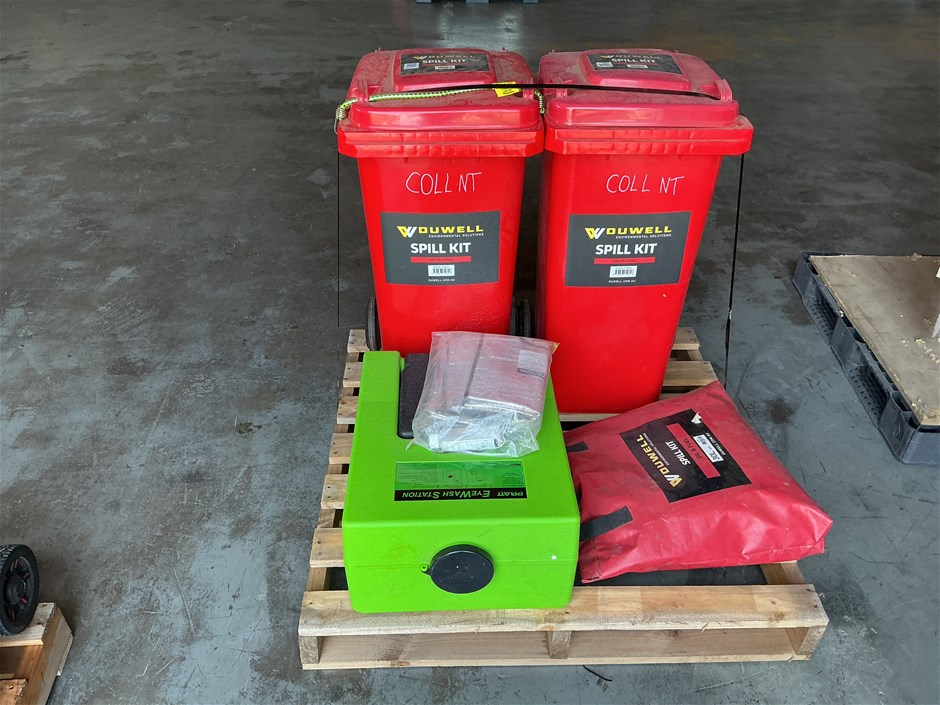 Spill Kits & Eye Wash Station