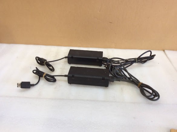 Microsoft A10-120P1A&PE-2121-02MX AC Adapter (Lot of 2)