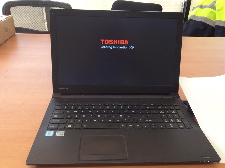 TOSHIBA R50-C Laptop I7-6TH Unknown RAM NO HDD Black