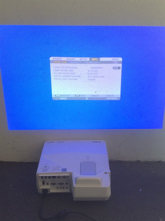 NEC UM352W LCD Projector